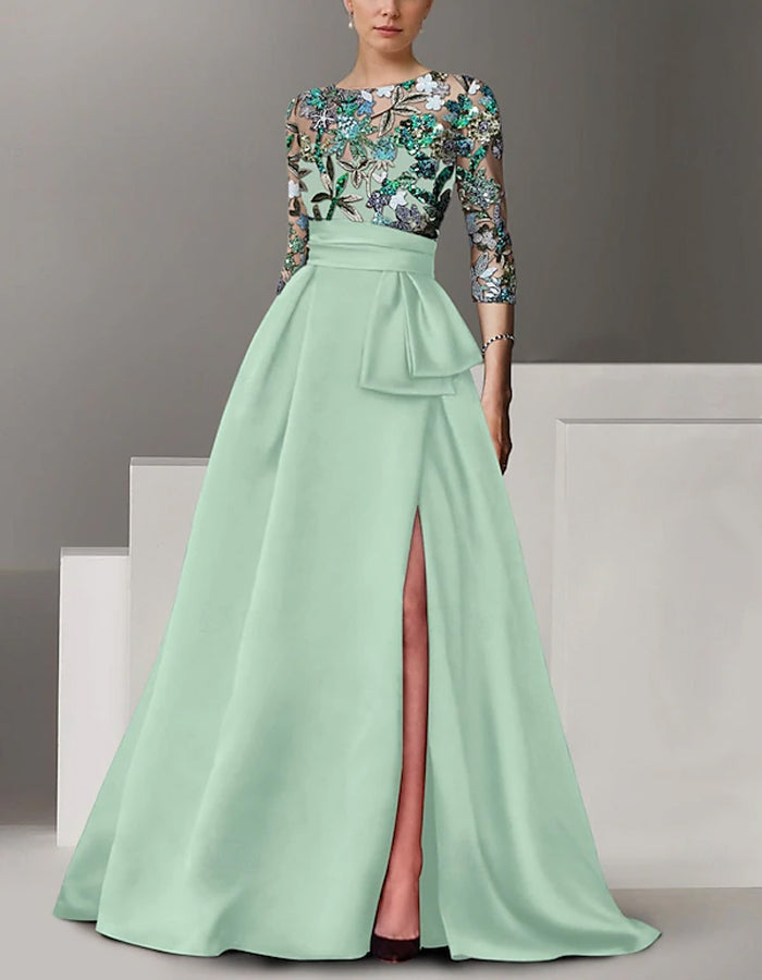Vestido largo de raso con cuello redondo y mangas de lentejuelas
