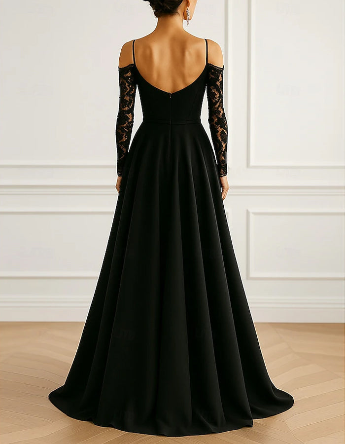Maxivestido negro de raso con encaje y hombros descubiertos