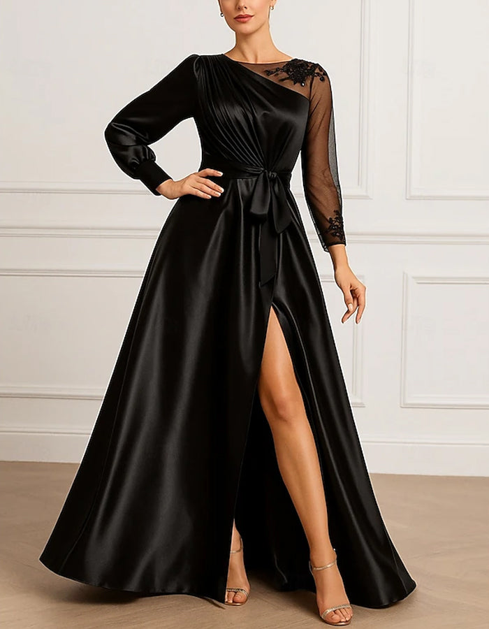 Vestido largo de raso con abertura, cuello redondo y manga larga