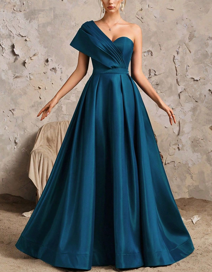 Vestido maxi asimétrico de satén