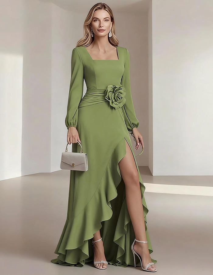 Robe longue en mousseline vert à col carré et manches longues