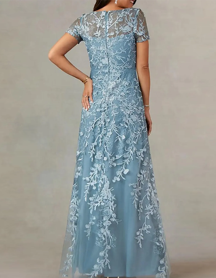 Vestido maxi acampanado de encaje bordado azul polvoriento