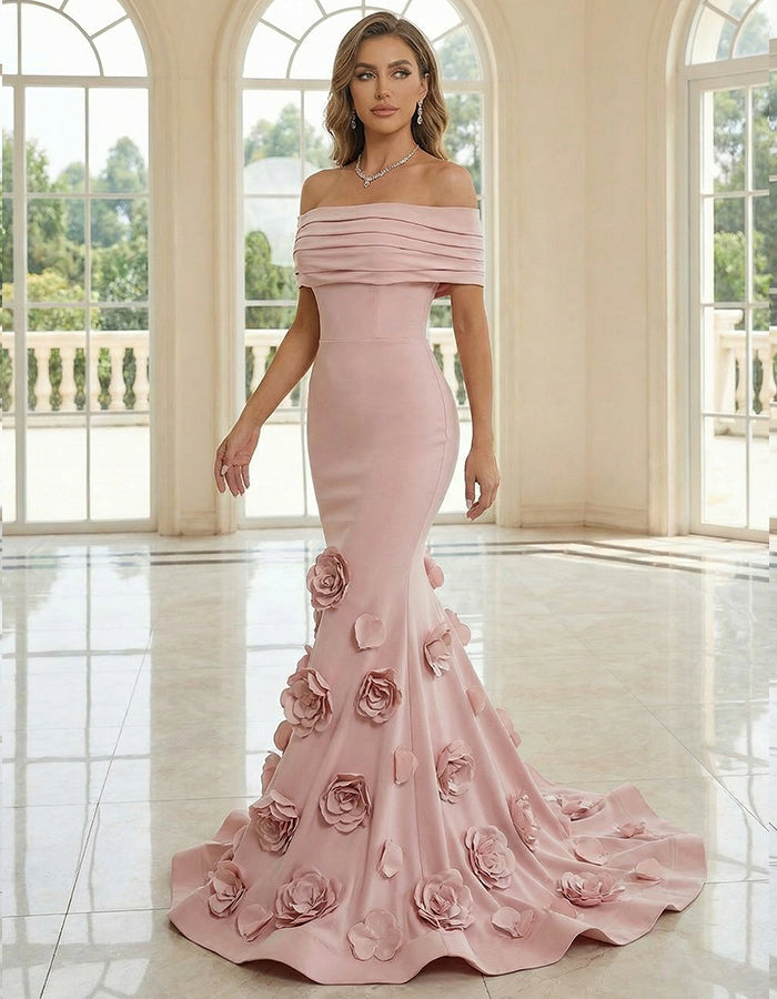 Vestido largo maxi de satén rosa con hombros descubiertos y cola floral en 3D