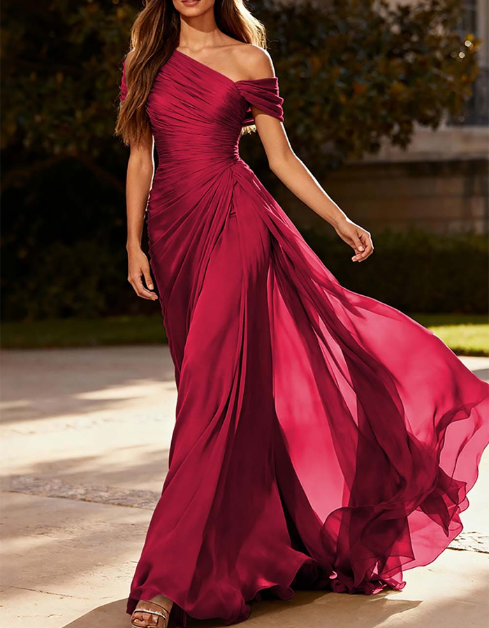 Vestido largo de chifón plisado con un solo hombro