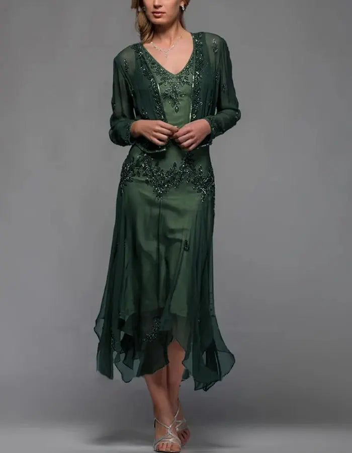 Traje de vestido midi con tirantes de malla y lentejuelas