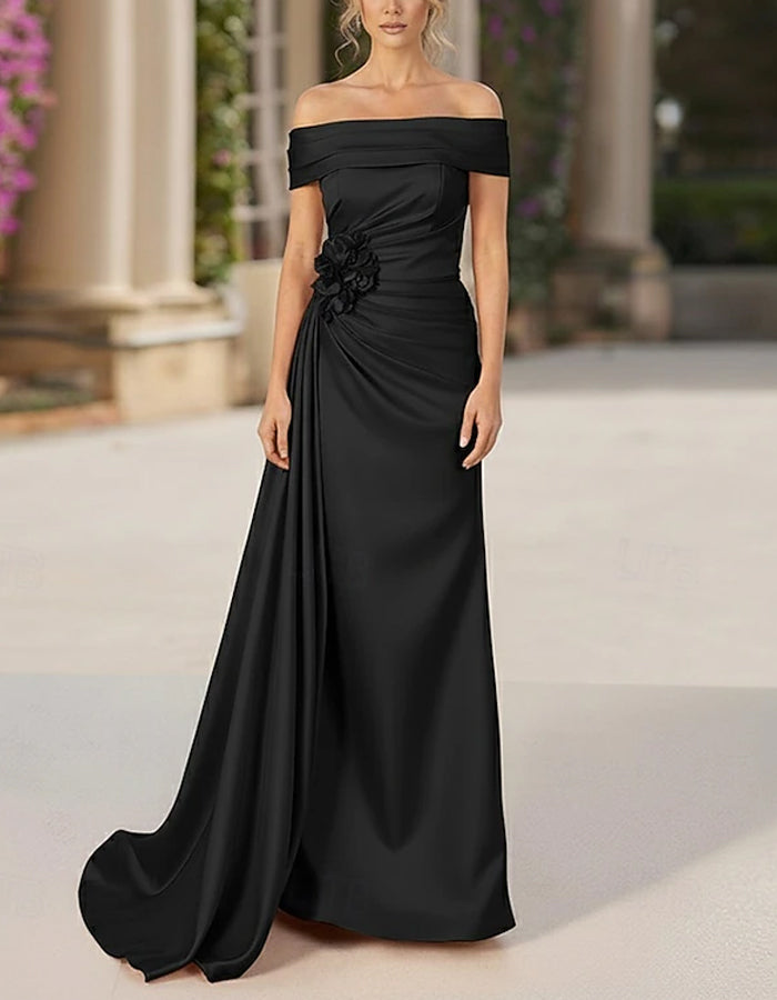 Vestido largo de satén liso con hombros descubiertos y cola floral 3D