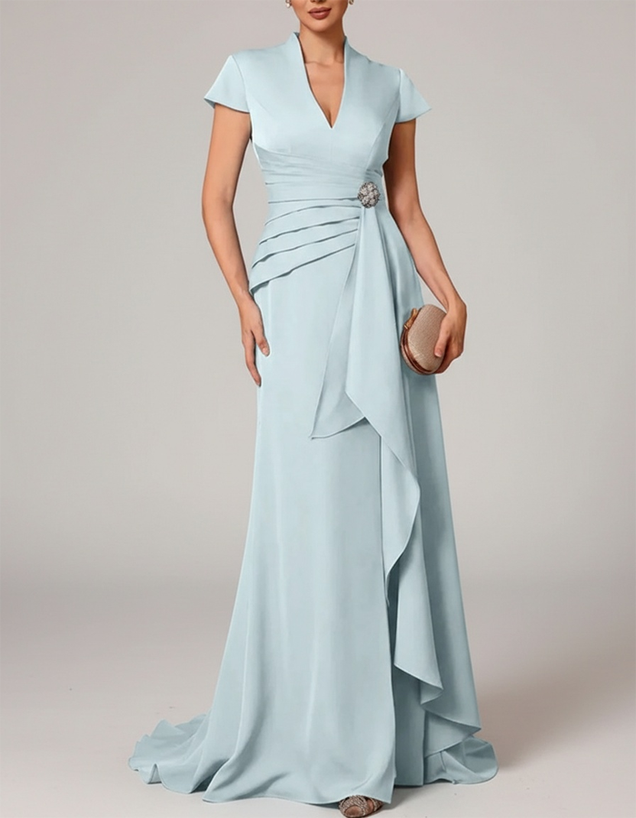 Vestido maxi de satén con cuello de pico y manga corta