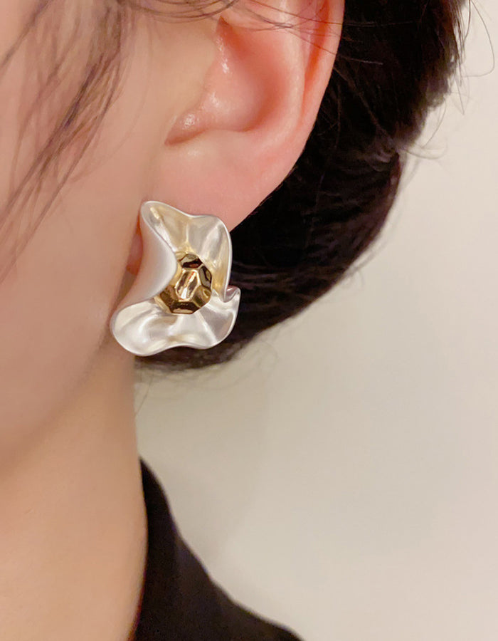 Pendientes Pétalo de Metal