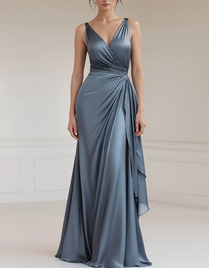 Vestido maxi cruzado con escote en V pronunciado de satén