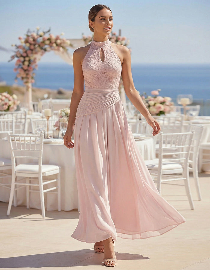 Vestido maxi de gasa rosa con ribete de encaje