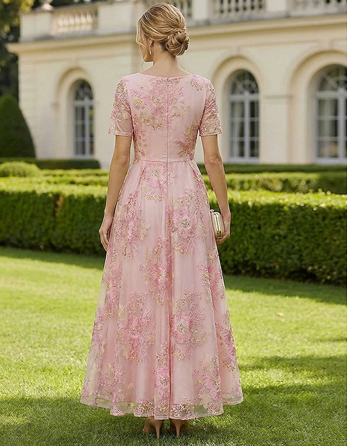 Solid Color Short Sleeved Shirt With Embossed Gold Thread Pattern Maxi Dress