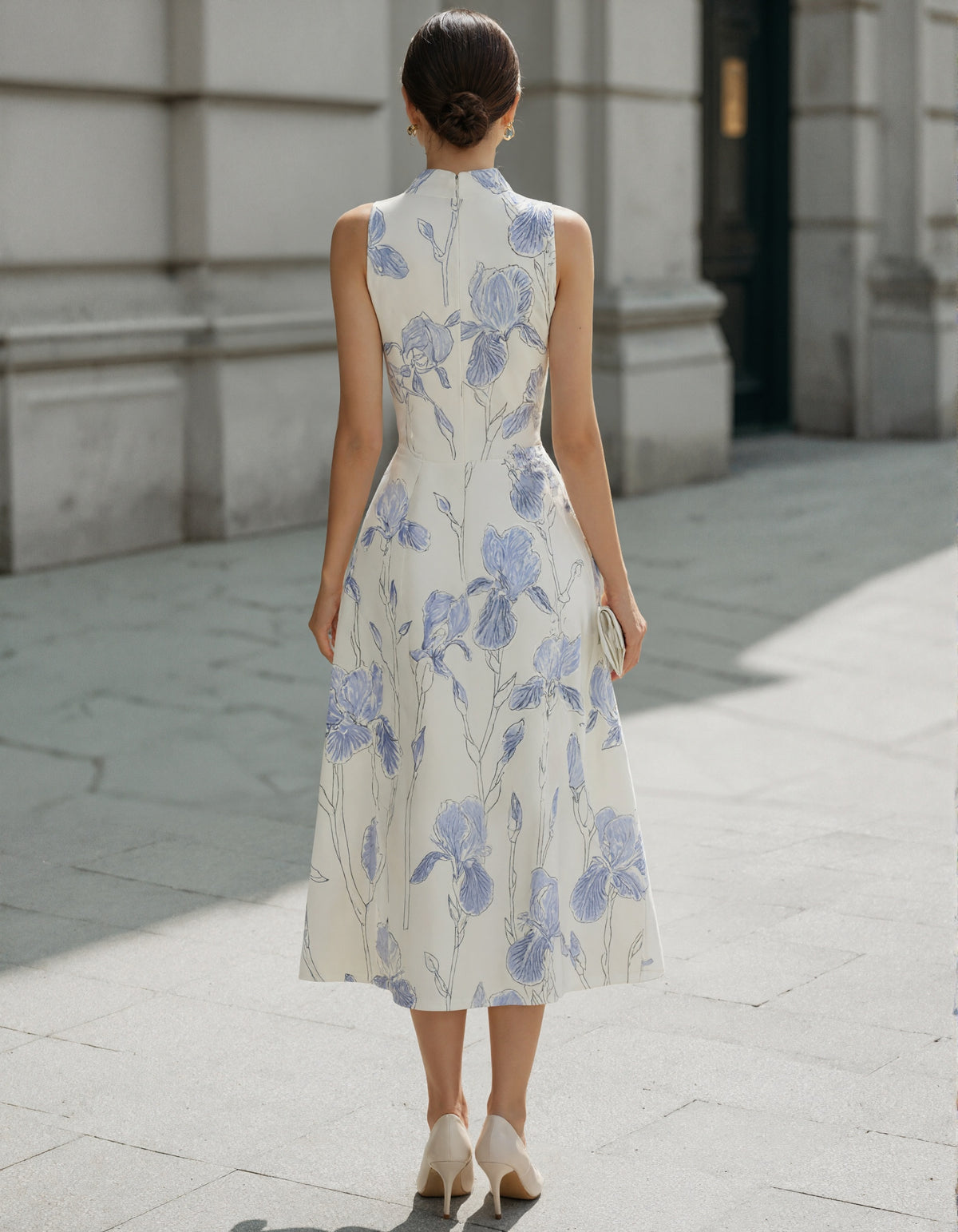 Cream Colored Sleeveless Iris Print Midi Dress