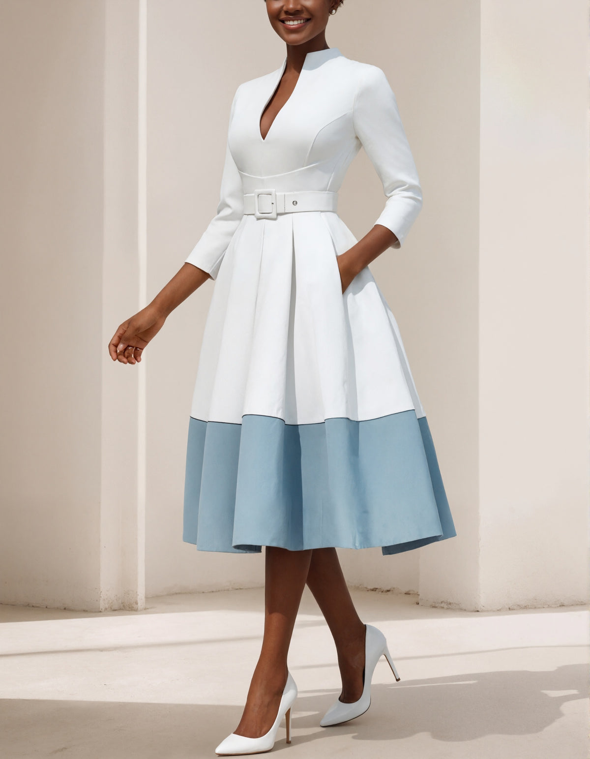 Vestido acampanado blanco y azul claro refinado con cintura ceñida y cuello alto