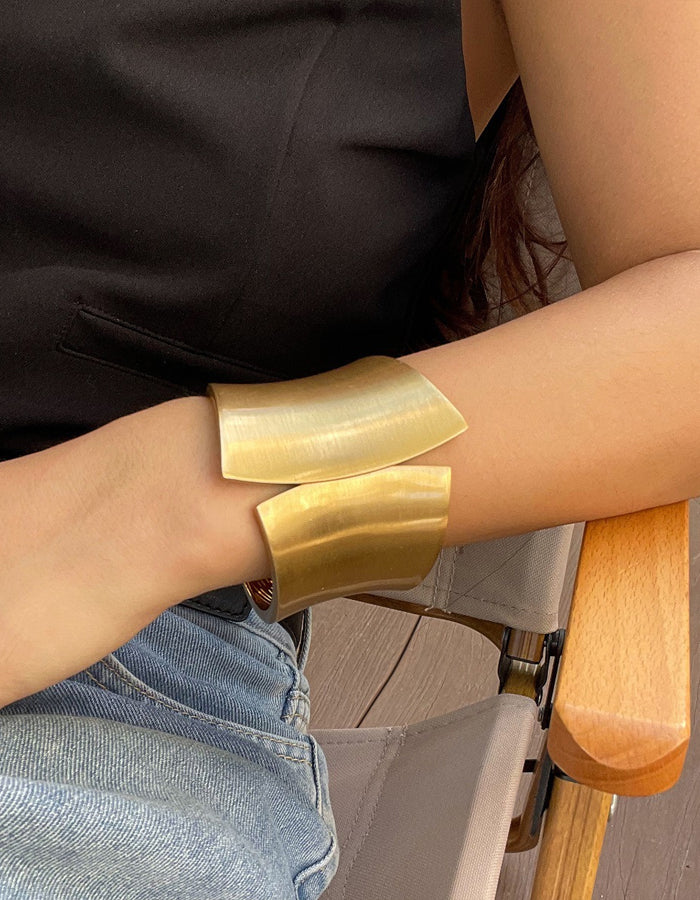 Irregular Metal Wide Bracelet