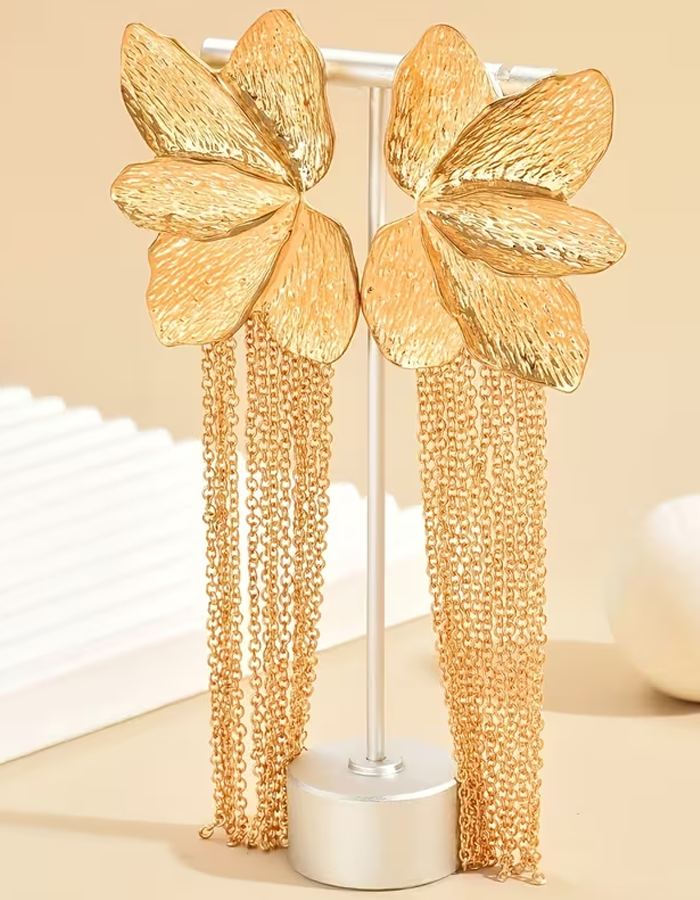 Luxurious Butterfly Petal Tassel Earrings Earrings
