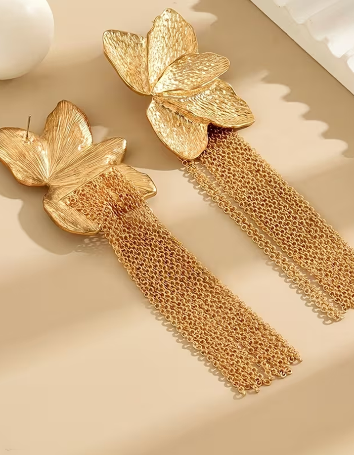 Luxurious Butterfly Petal Tassel Earrings Earrings