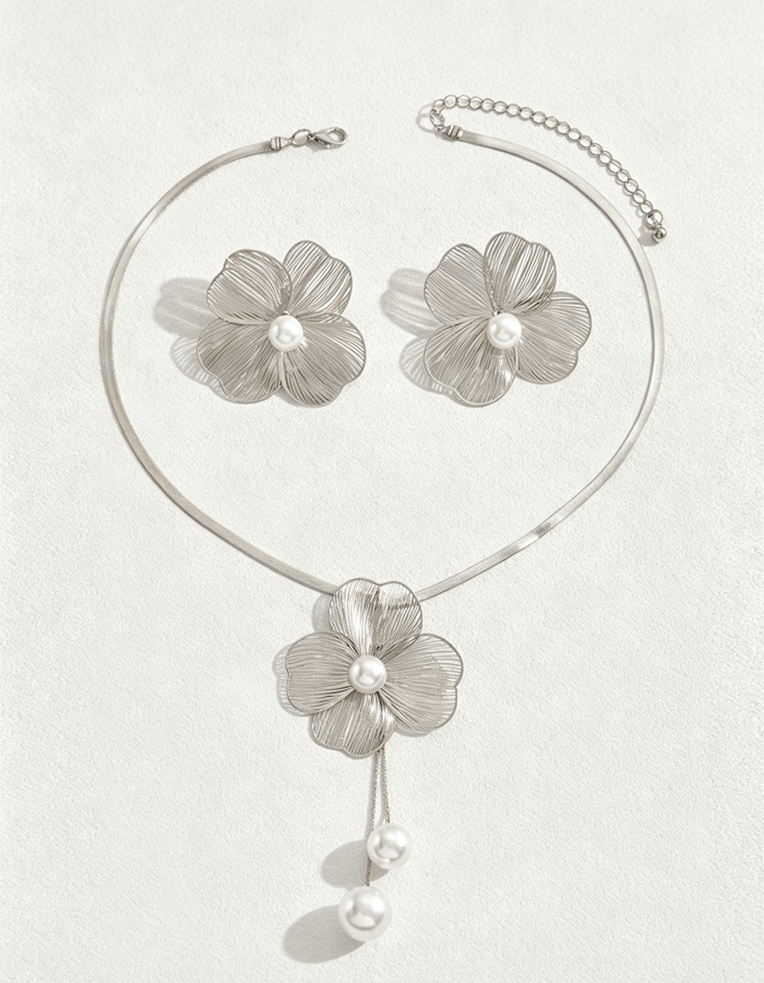 Hollowed-out Flower Pearl 2-piece Jewelry Set