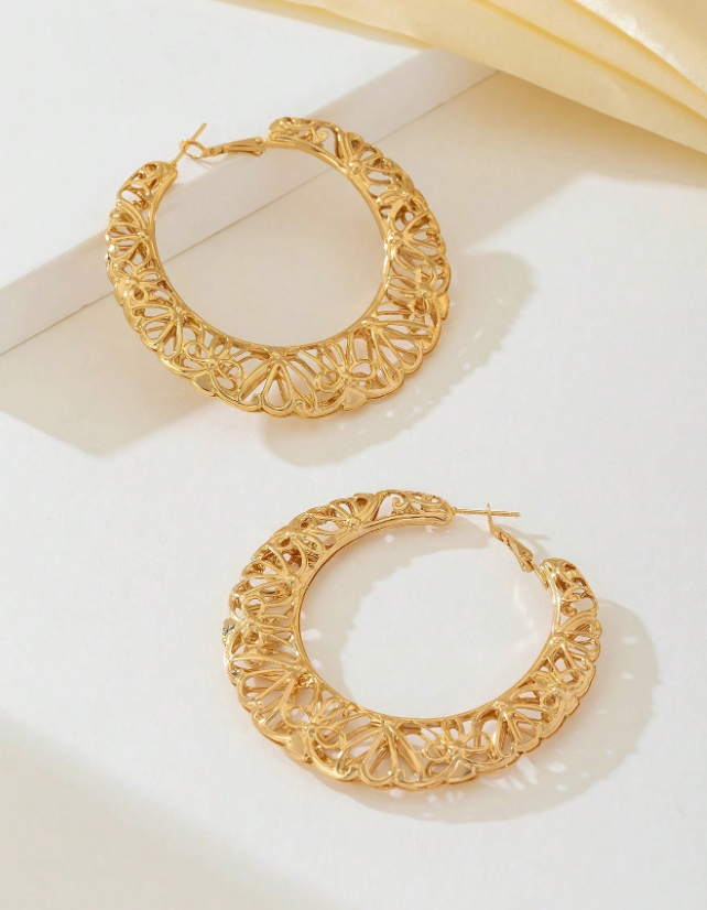 Gold Alloy Retro Hollow Out Large Hoop Earrings Personality Fashion Jewelry