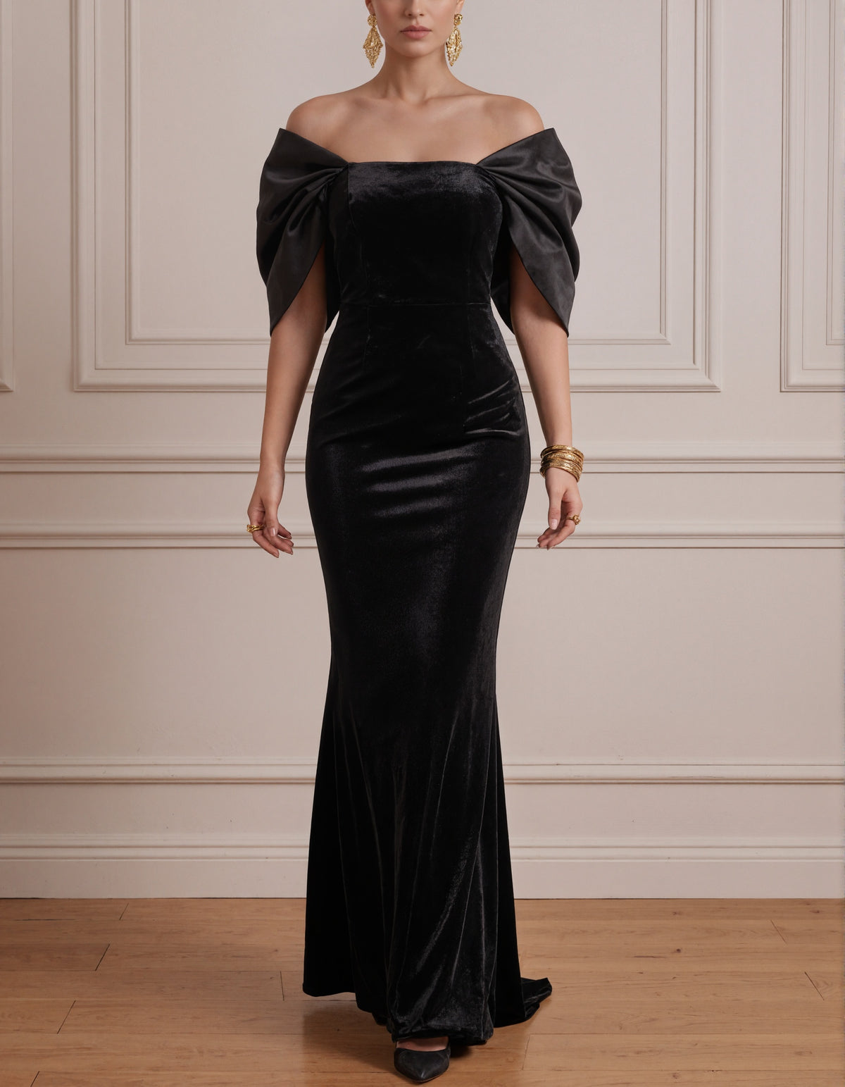 Black Off The Shoulder Velvet Mermaid Maxi Dress
