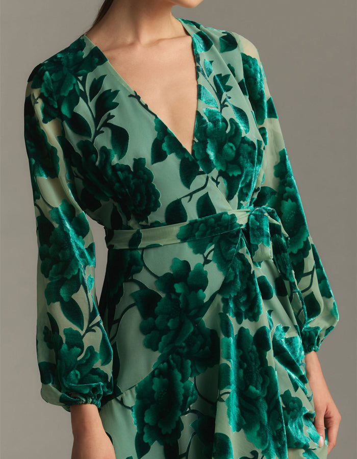 Green Velvet Long Sleeve V-Neck Maxi Dress