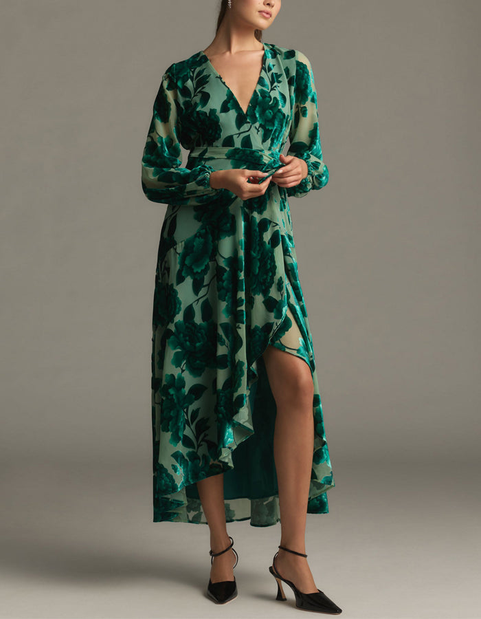 Green Velvet Long Sleeve V-Neck Maxi Dress