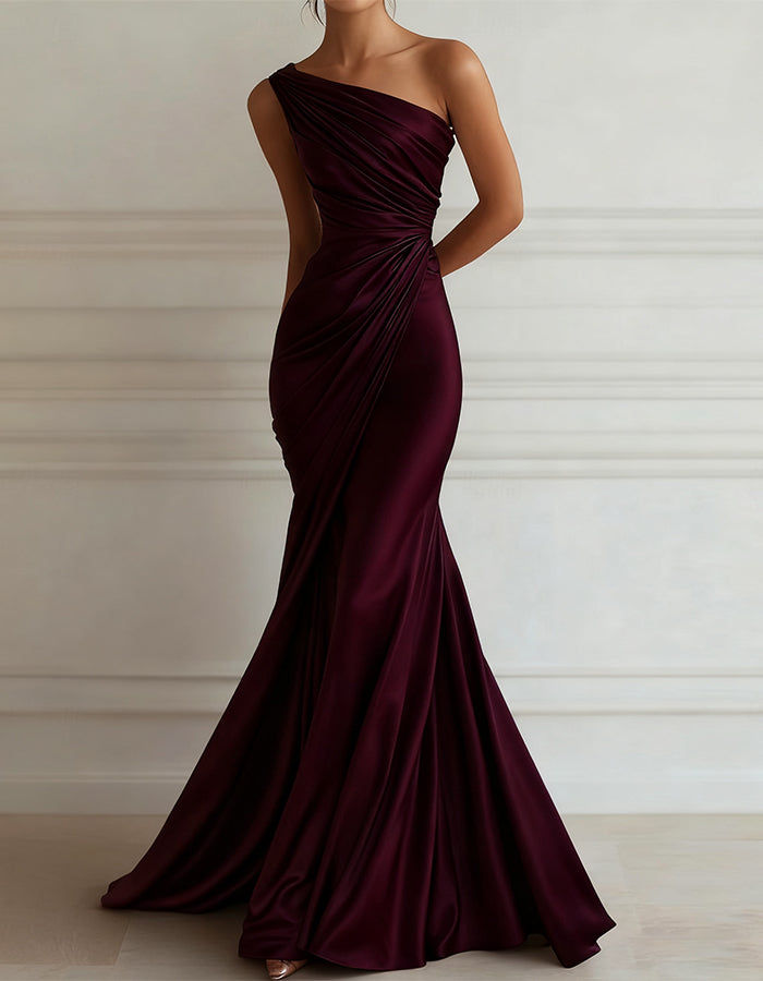 Vestido maxi de satén elástico plisado con un hombro