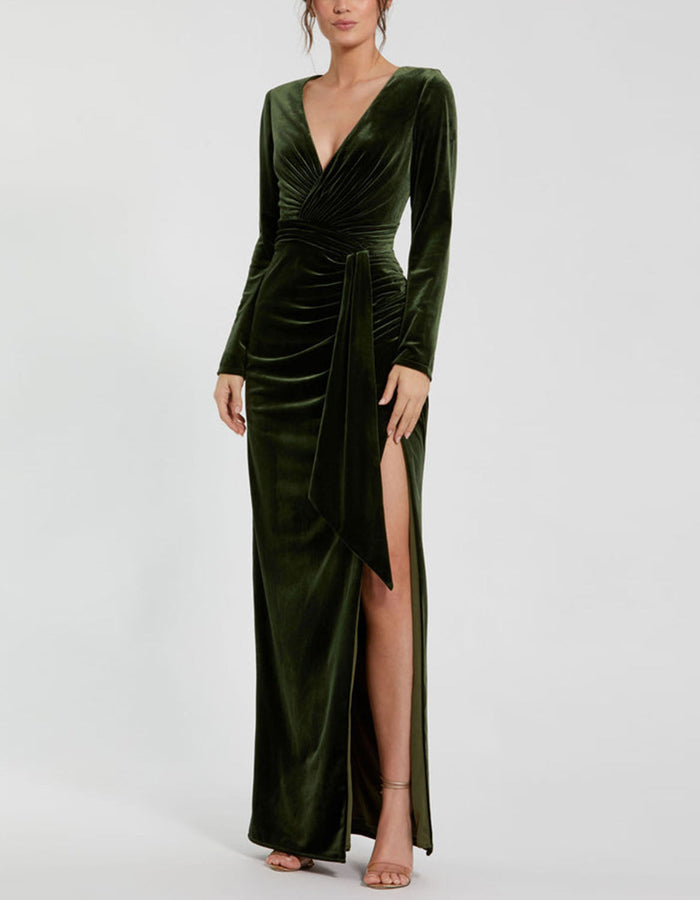 Vestido largo de terciopelo verde de manga larga