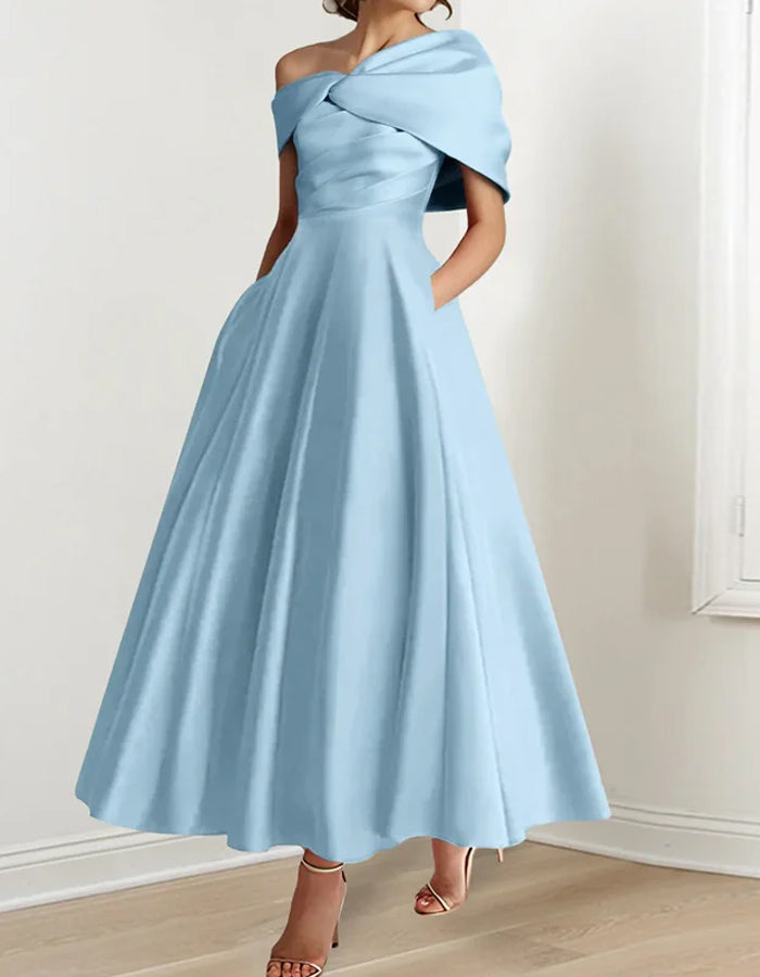 Vestido midi sin hombros de color liso con diseño de bolsillos grandes