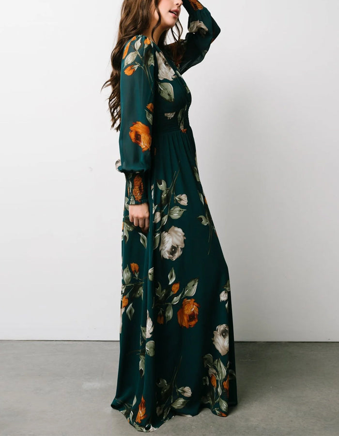 Vestido largo de gasa verde oscuro con estampado y manga larga