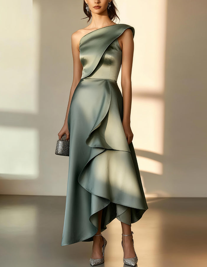 Elegante Vestido de Satén Verde Menta con Volante Asimétrico y Escote de Un Solo Hombro