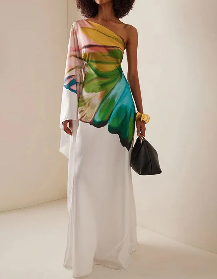 Vestido de satén blanco artístico con drapeado asimétrico y estampado de acuarela