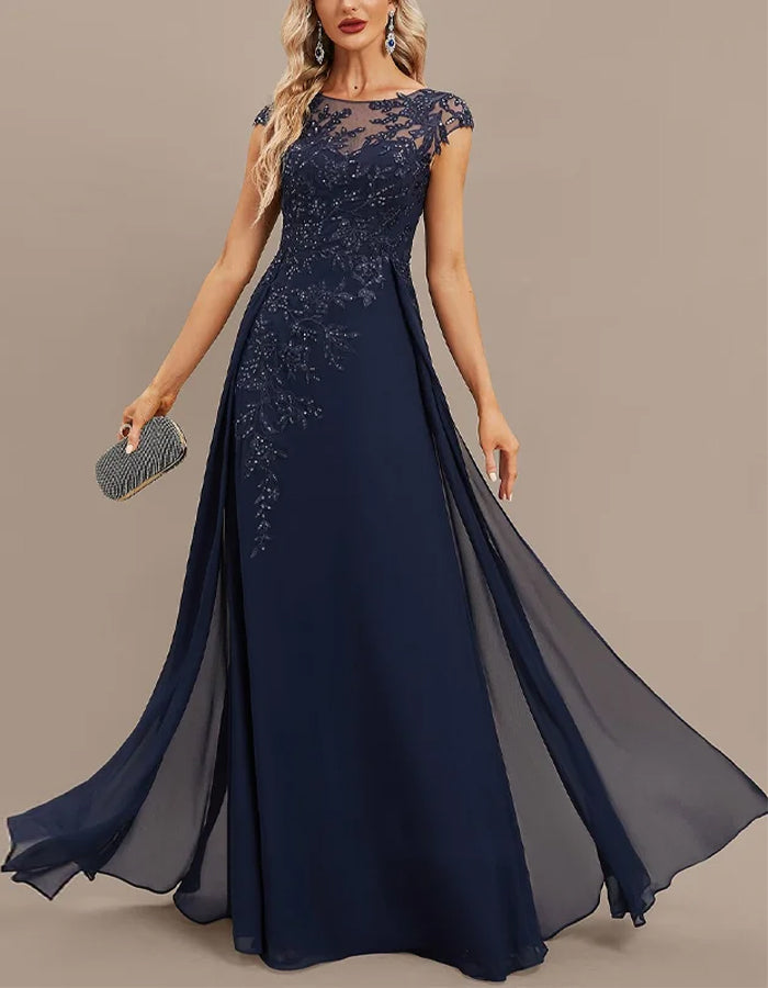 Round Neck Lace Solid Color Maxi Dress